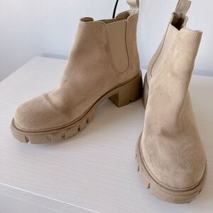 Steve Madden Women’s Howler Chelsea Boot